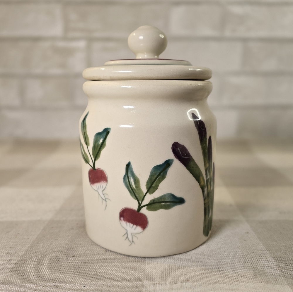 Vintage Hartstone USA Pottery Ohio Farmers Market Vegetables Cannister w/ Lid
